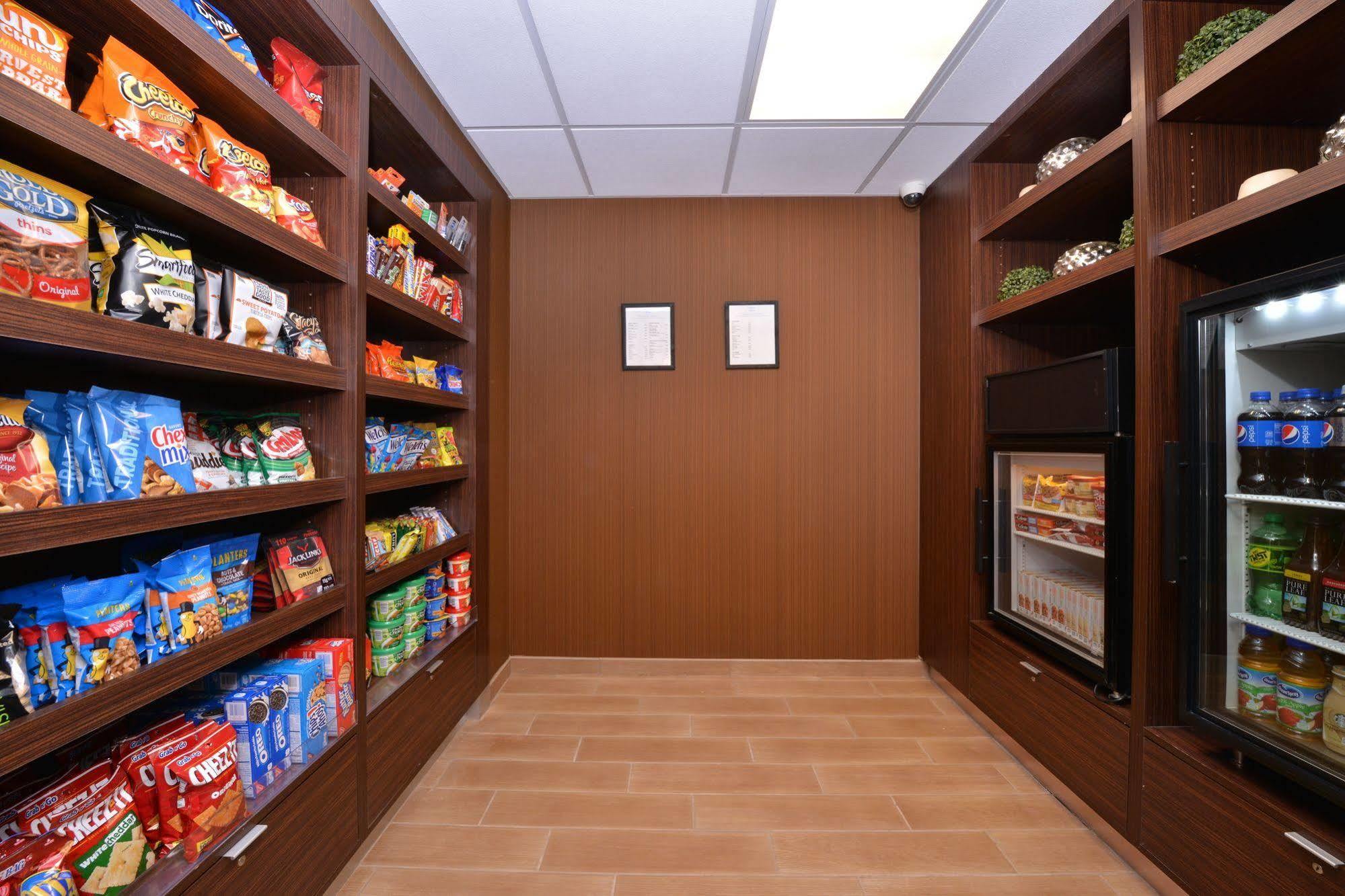 Fairfield By Marriott Rochester Henrietta/University Area Ngoại thất bức ảnh